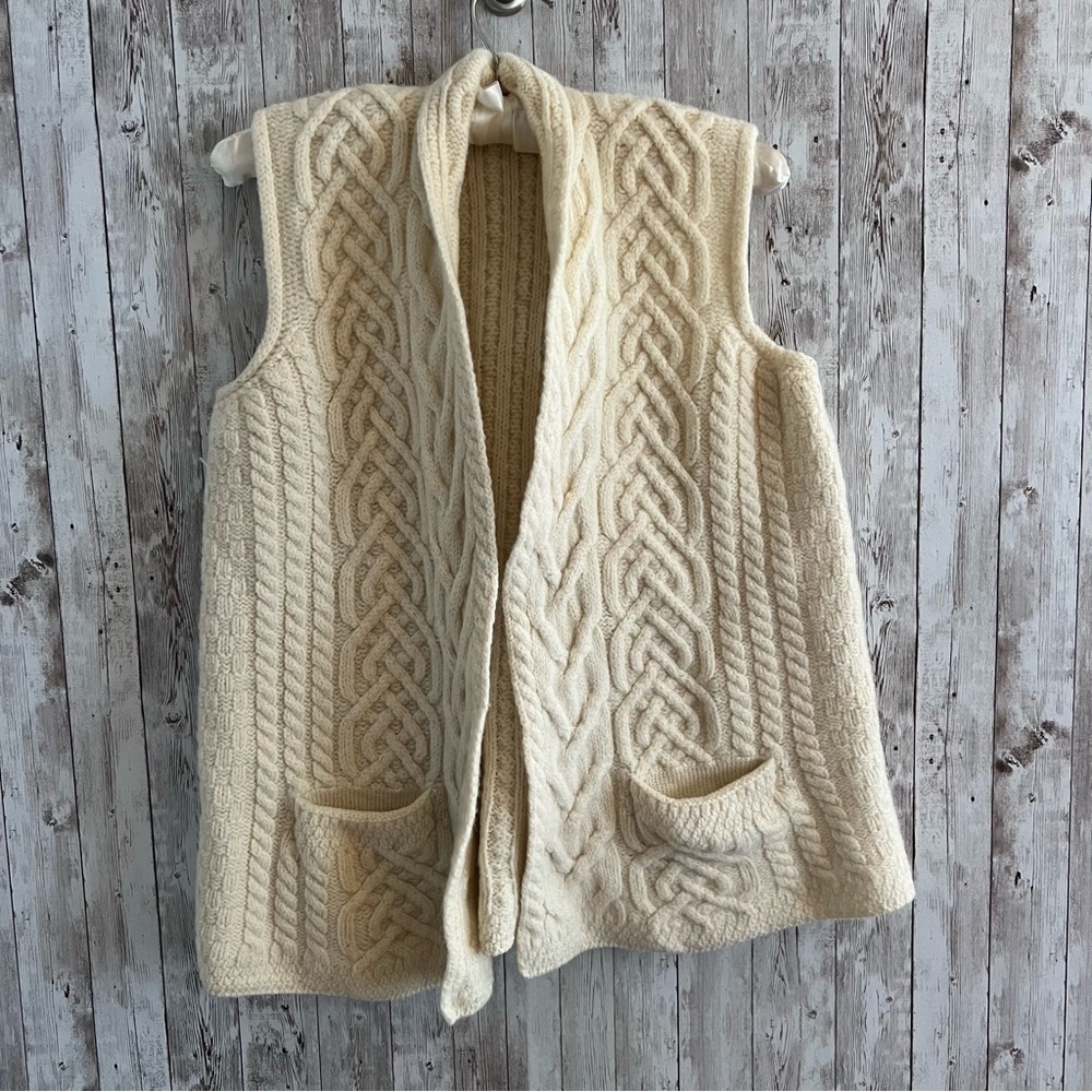 Kilronam Knitwear Cream Irish Fisherman Knit Vest Sleeveless Cardigan Cottage